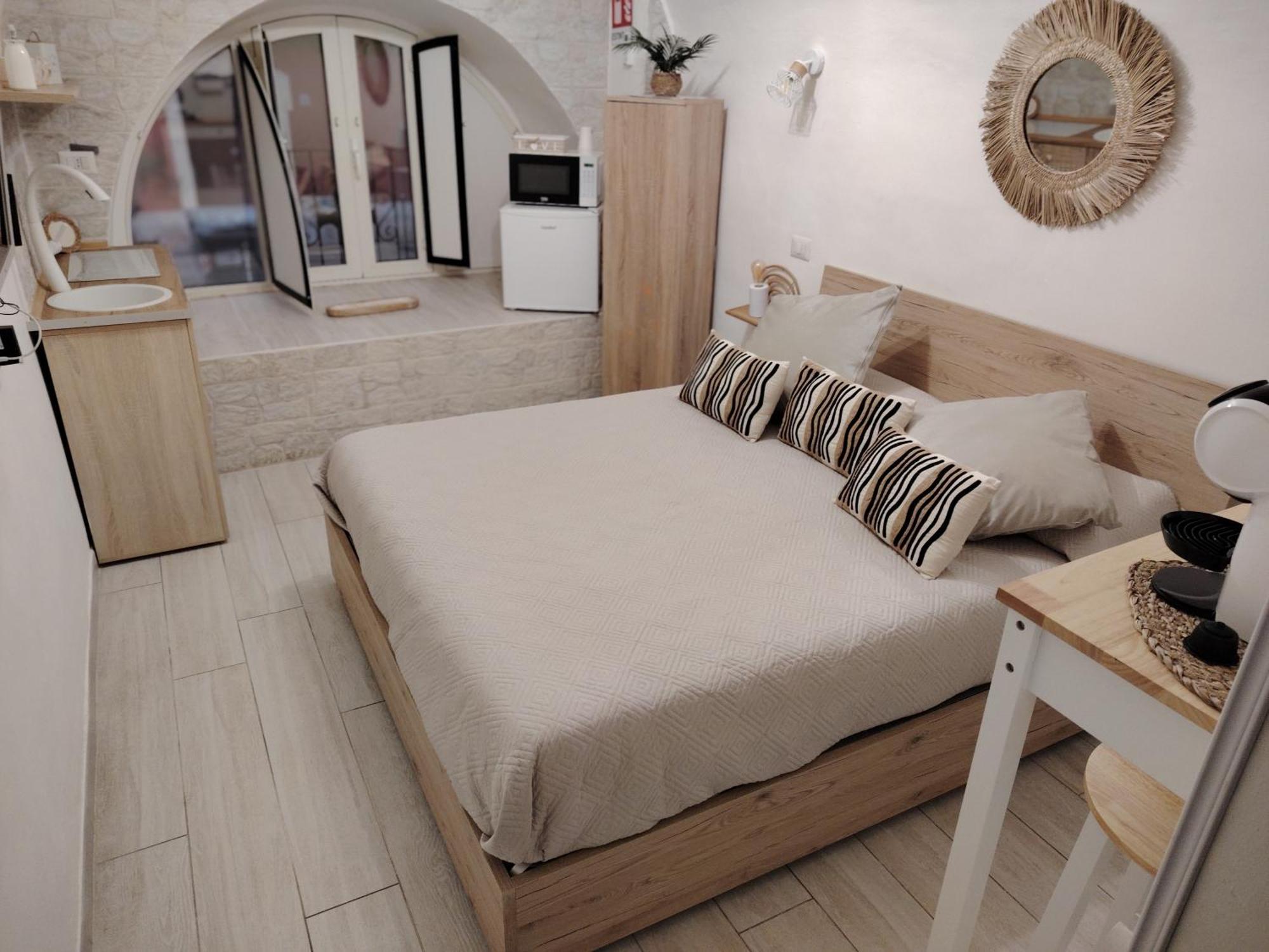 La Petite Maison Бари Экстерьер фото